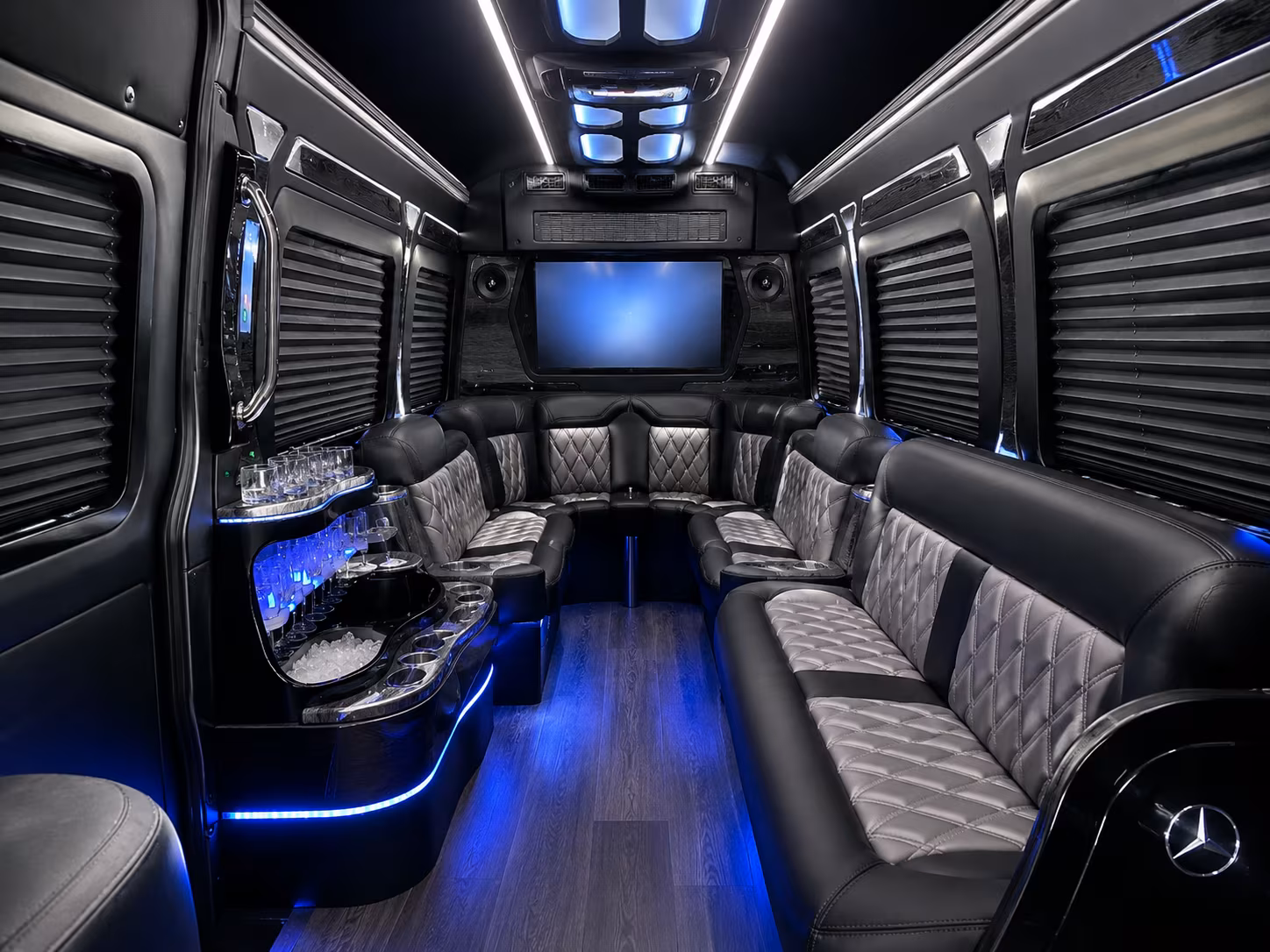 East Hampton School Event & Field Trip Transportation