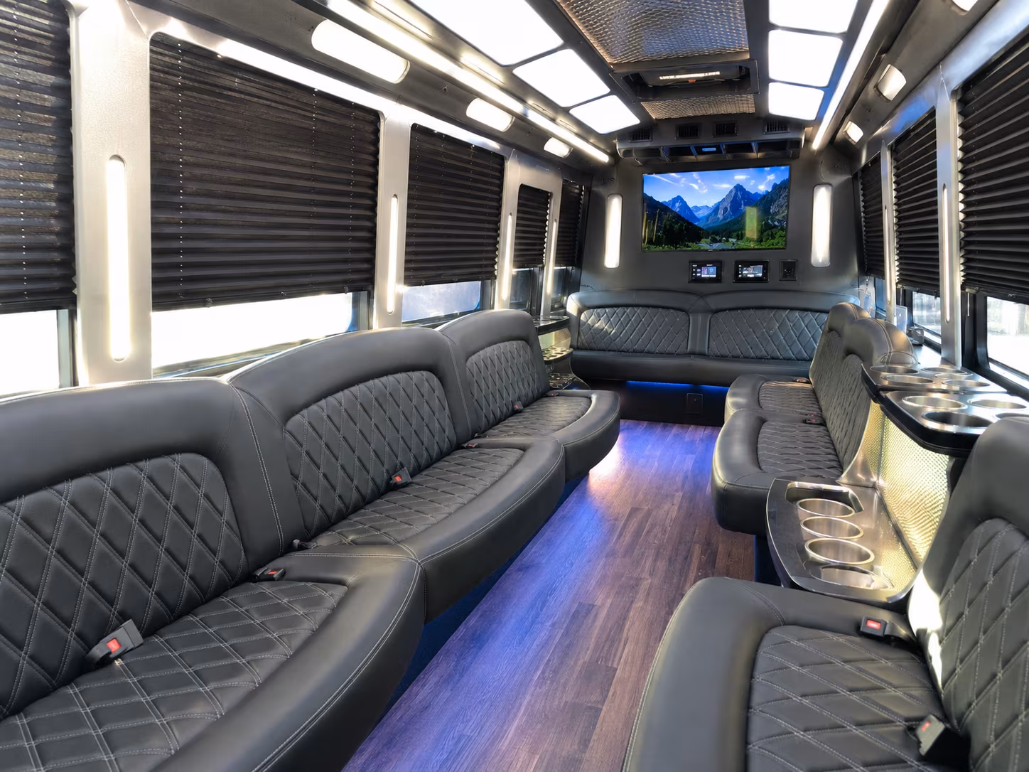East Hampton Winery Tour & Pub Crawl Transportation