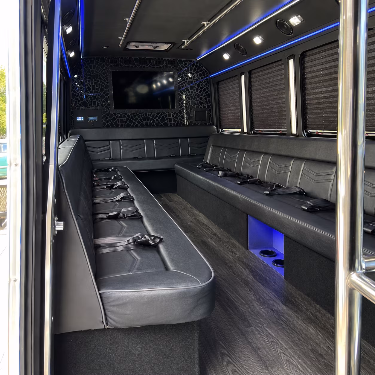Portsmouth Homecoming & Prom Party Bus Rentals