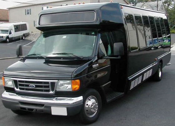 Virginia Beach 18 Passenger Party Bus