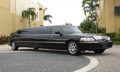 Virginia Beach 8 Passenger Limo